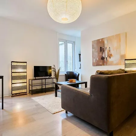 One Bedroom Near Tramway & Shops Apartment Mouvaux